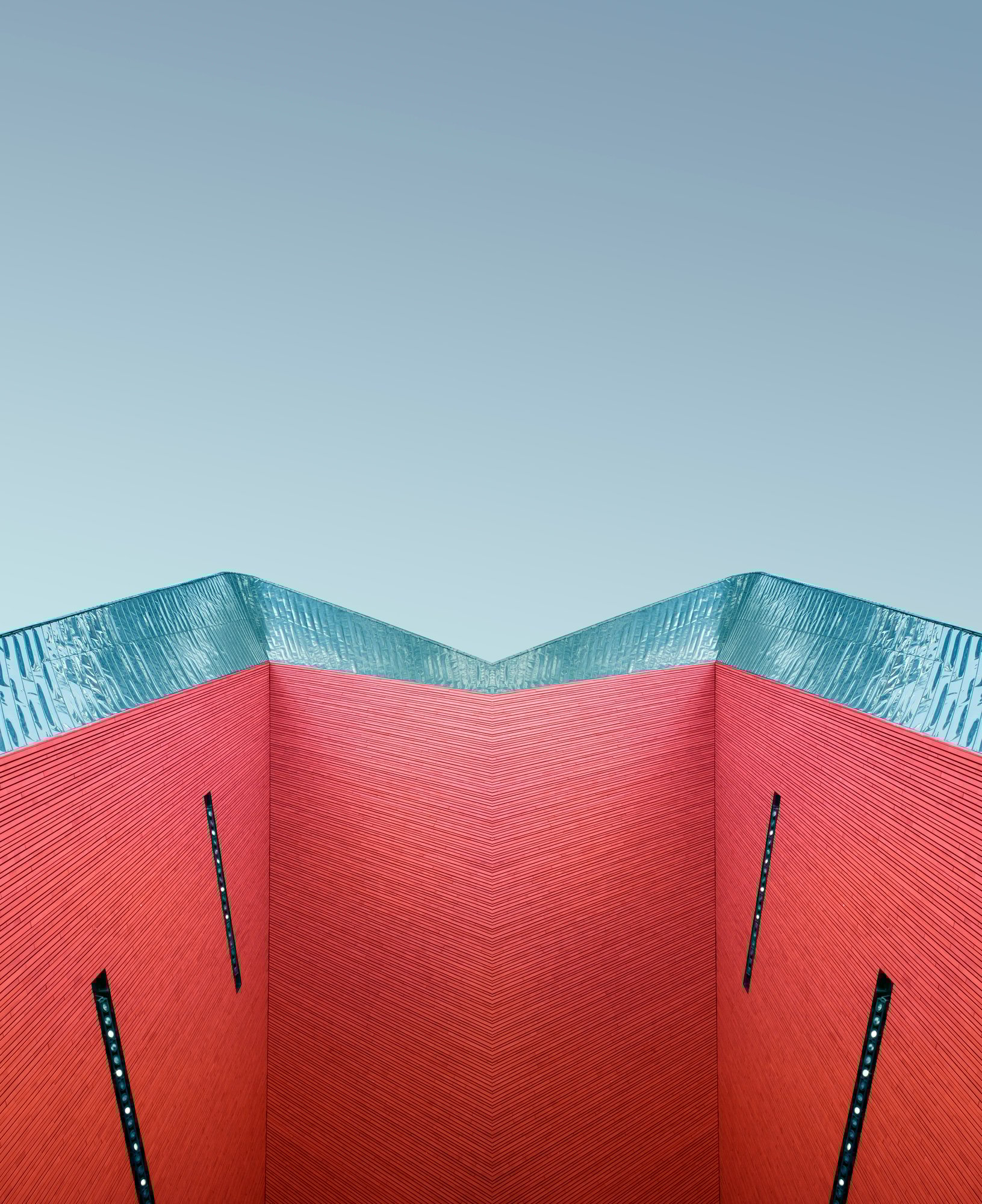 simone-hutsch-xNMlLTTv5NM-unsplash